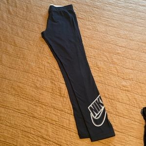 Nike leggings